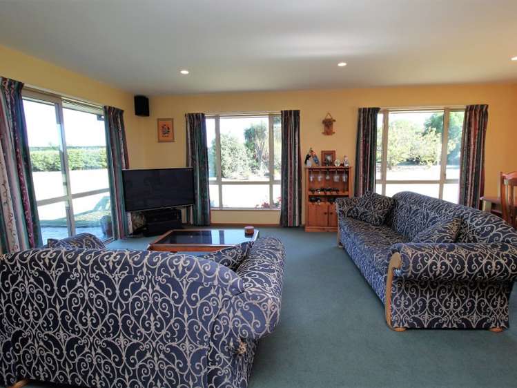 1199 Telegraph Road Darfield_4