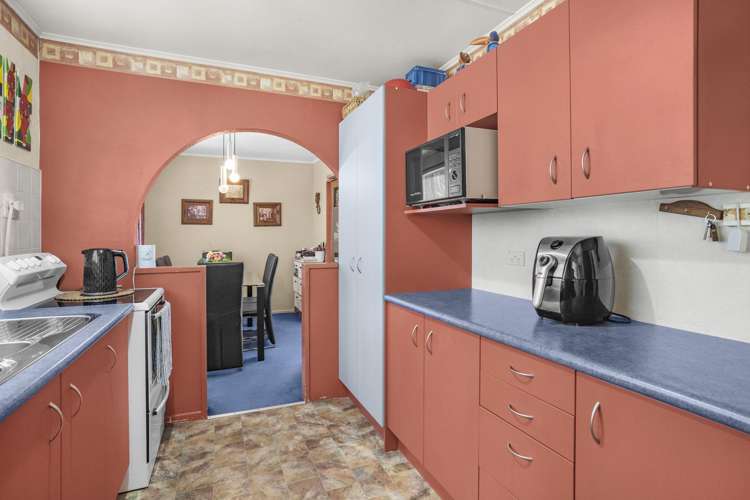 34 Enfield Street Wainuiomata_7