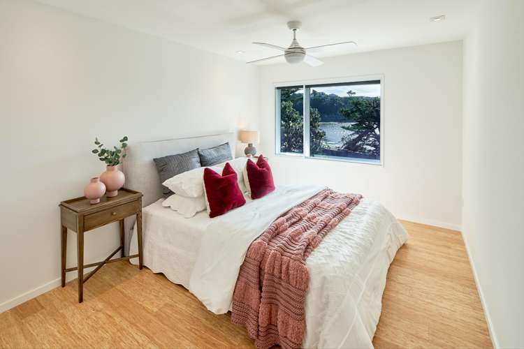 300B Paremata Road Whitby_15