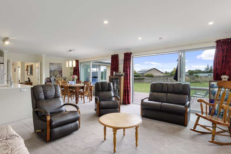 2 Mchugh Crescent Darfield_5