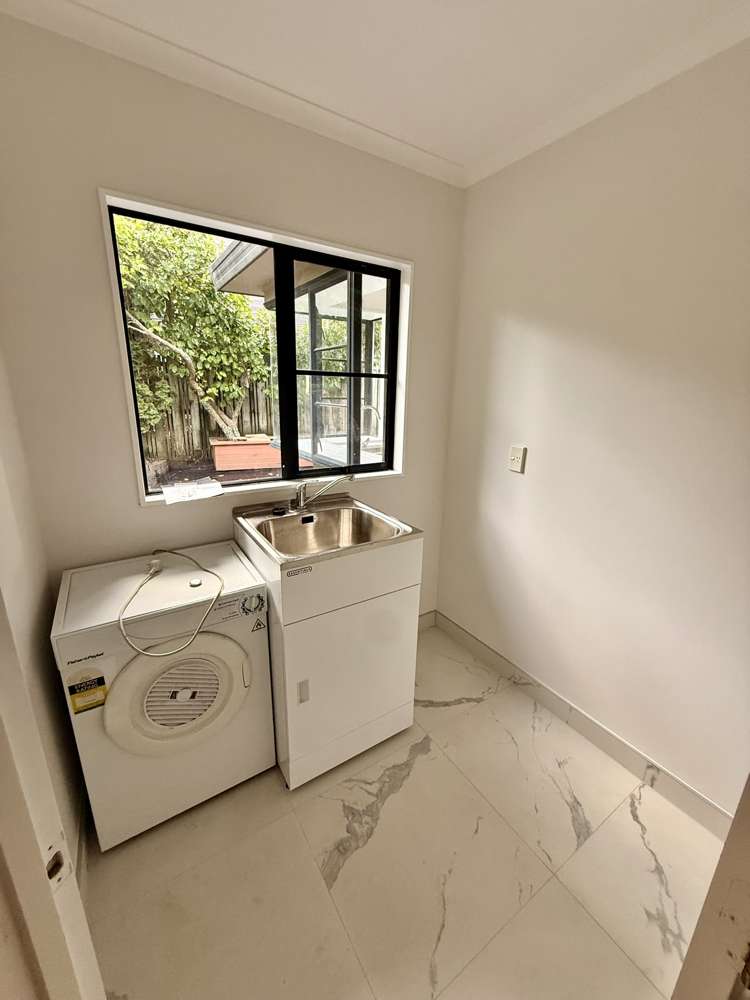 24 Bluebird Crescent Unsworth Heights_11