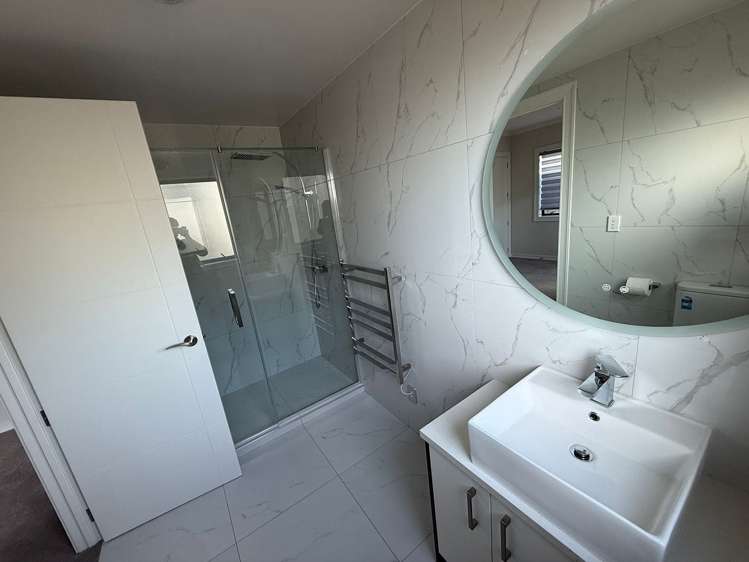 2 Hing Street Flat Bush_2