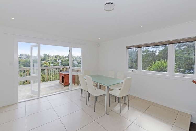 43 Derwent Crescent Titirangi_7