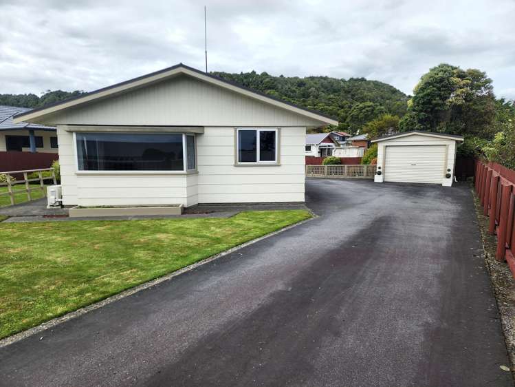 205 Main South Road Karoro_21
