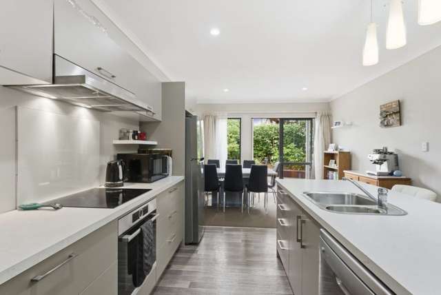 Townhouse/Apartment Living on Rochdale Way, Stoke