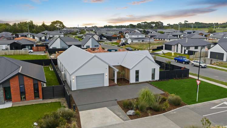 21 McCaw Road Lincoln_26