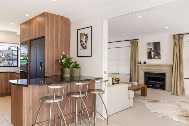 Beach Road Mairangi Bay_4