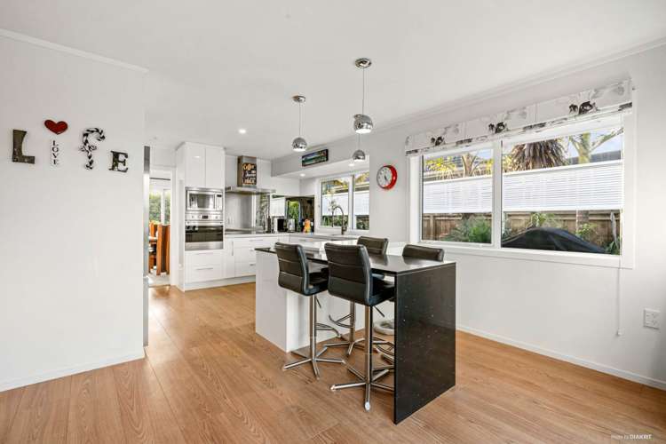 28 Caithness Place Farm Cove_14