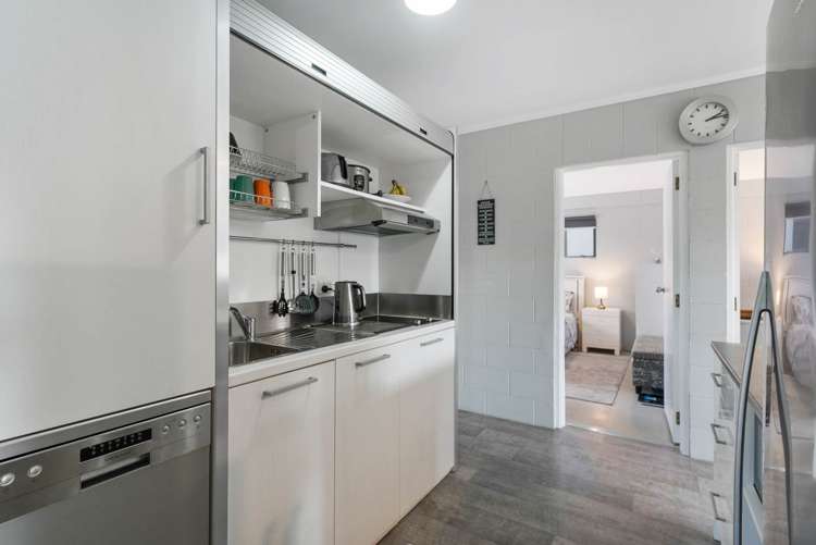 1 Tamatea Avenue Pt England_17