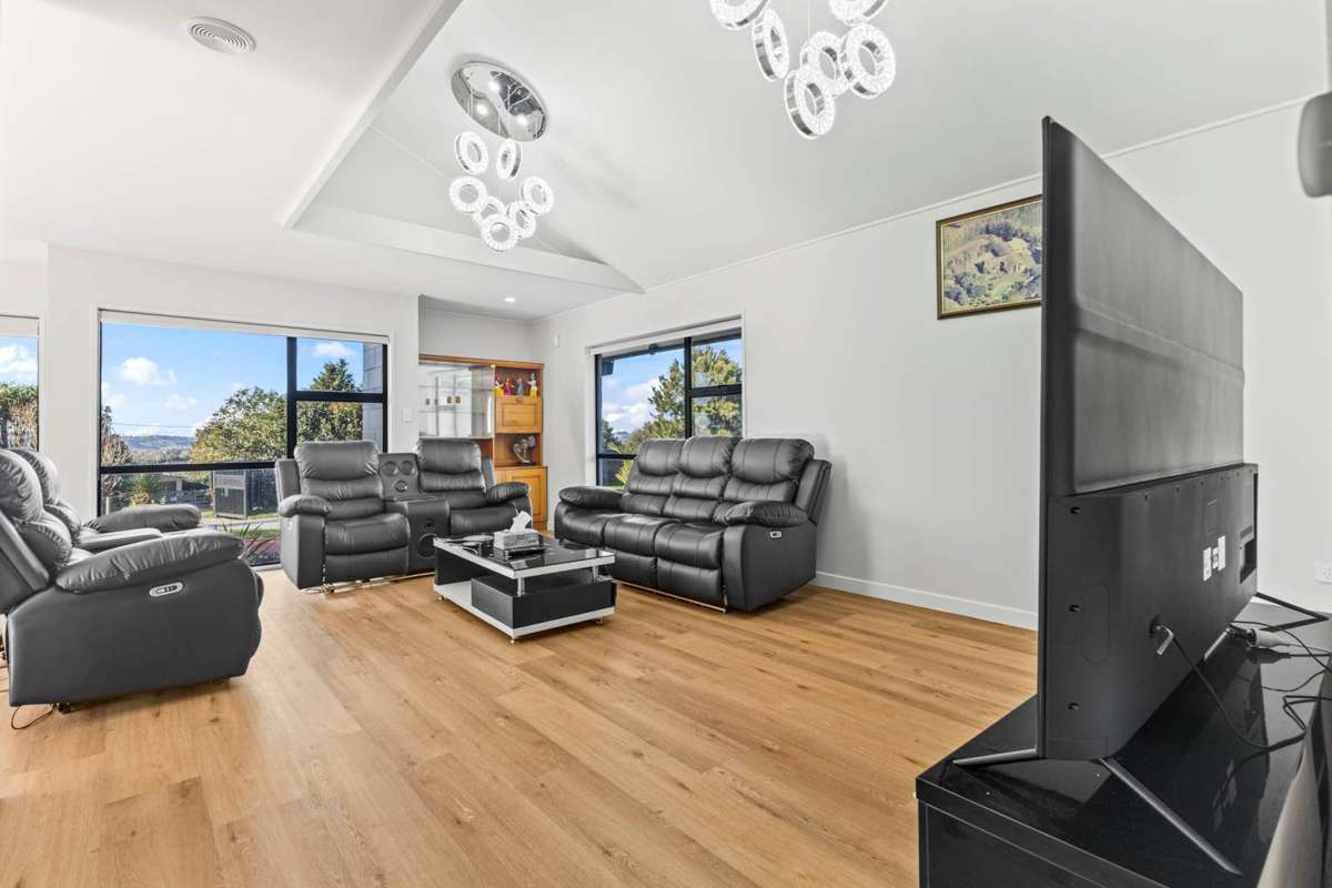 57 Adams Road South_5
