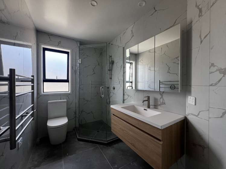 1/21 Divich Avenue Te Atatu South_5