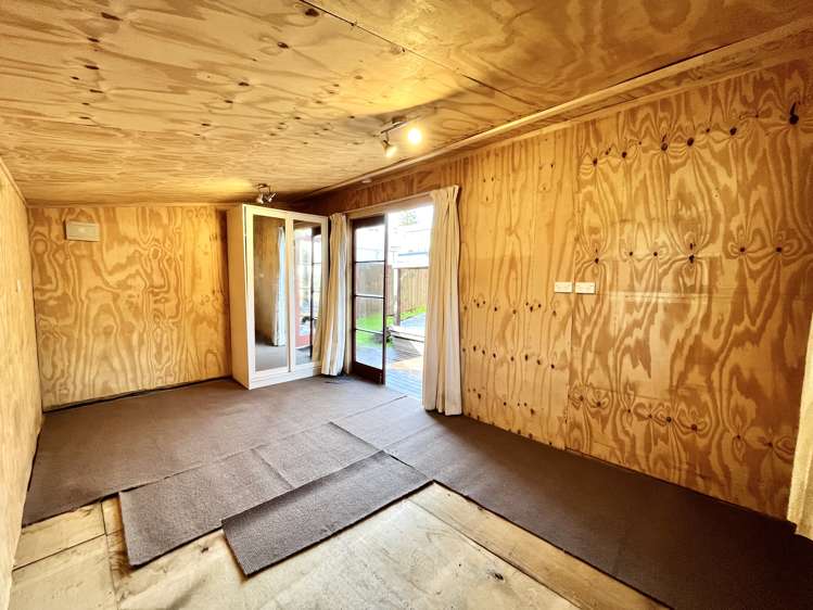 1 Forest Glen Orewa_19