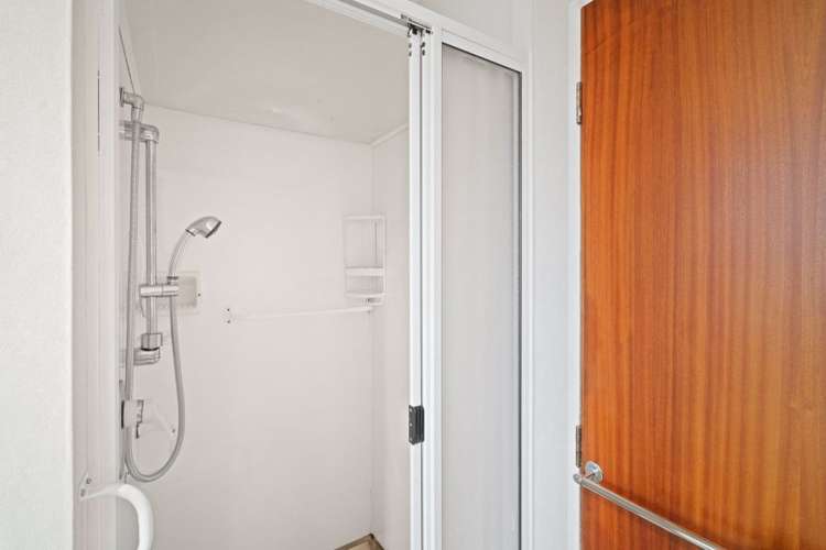 29a Salford Avenue Redwood_10