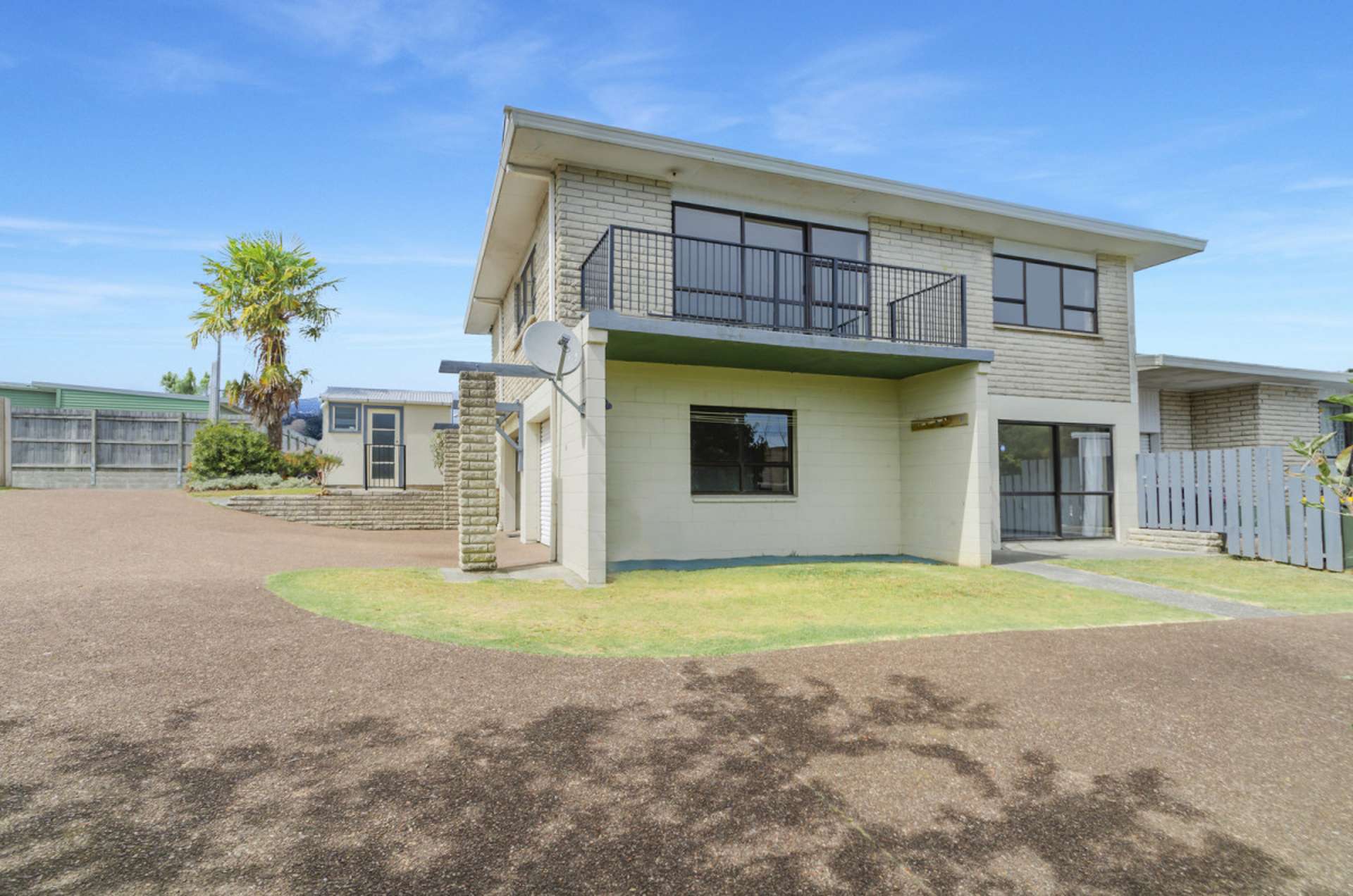 1/8a View Road Papakura_0