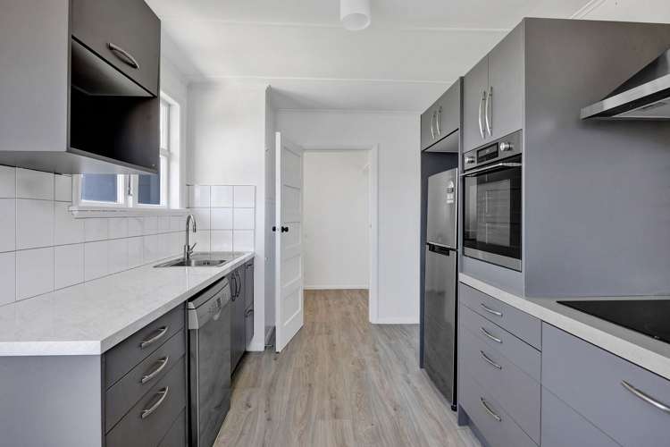 2 Waihi Road Hawera_7