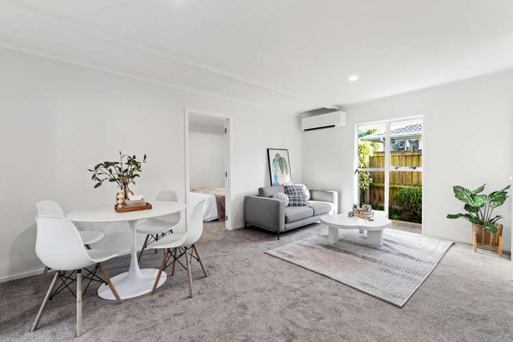 2/113 Beresford Street_0