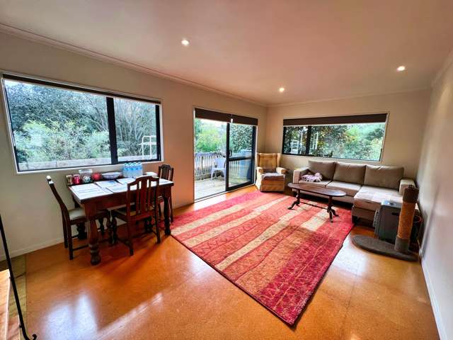 85c Woodglen Road Glen Eden_1