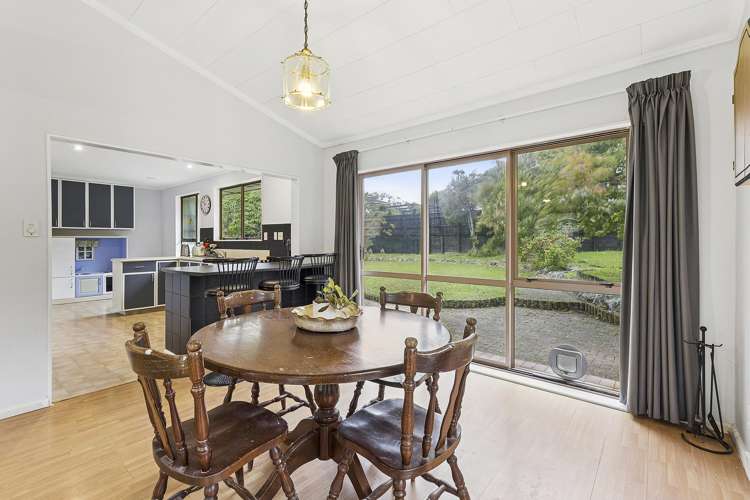 14 Balliol Drive Tawa_7