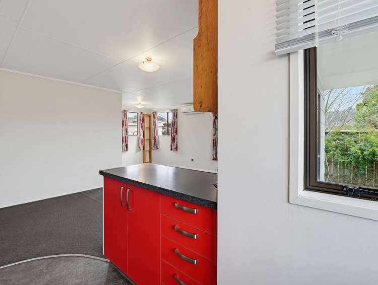 2C Roberts Avenue Aramoho_18