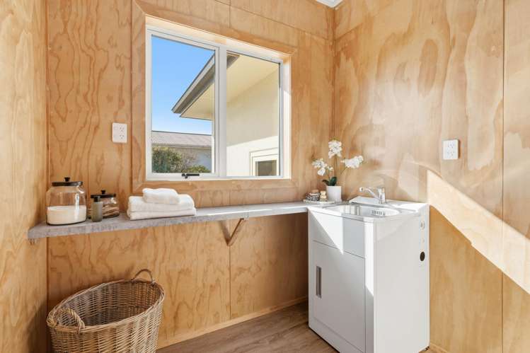 23 Crombie Street Gore_18