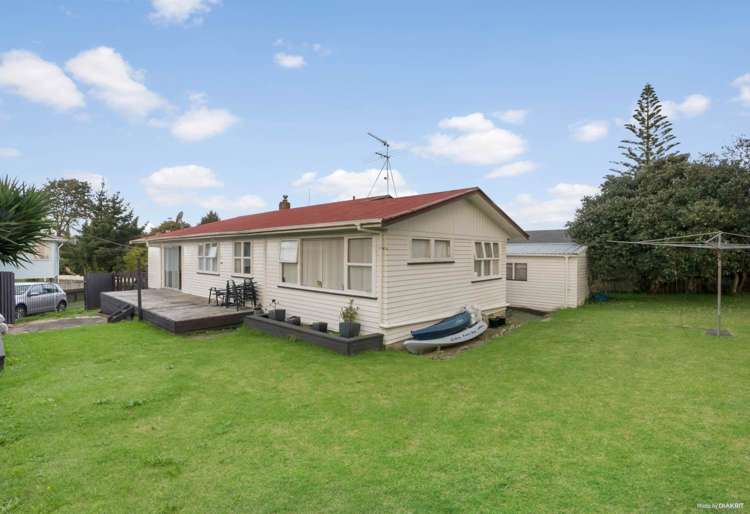 8 Dreadon Road Manurewa_0