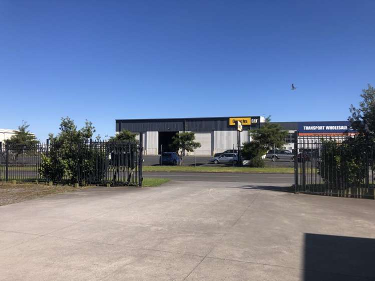 Unit B,76 De Havilland Drive Bell Block_6