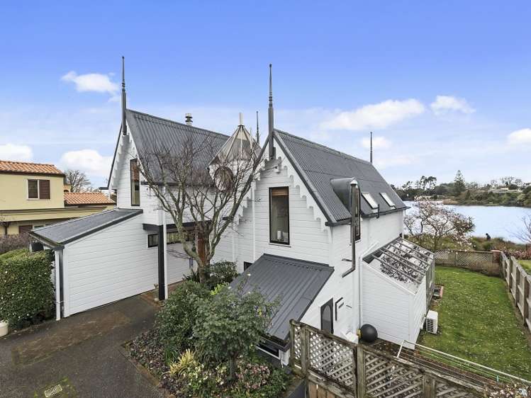 58a Lake Crescent Hamilton Lake_16