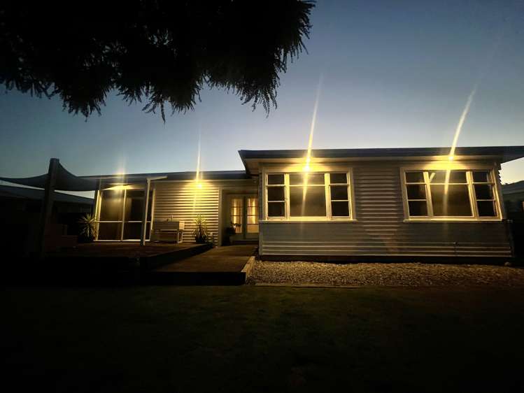 173 Stafford Street Hokitika_21
