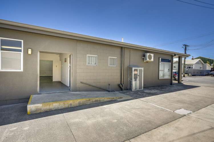 405 Avenue Road East Hastings Central_13