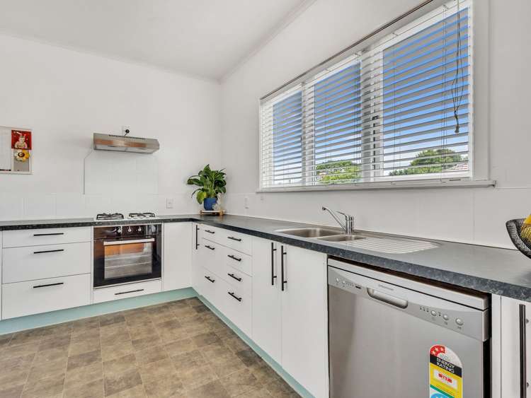 911 Rangiora Street Mahora_1