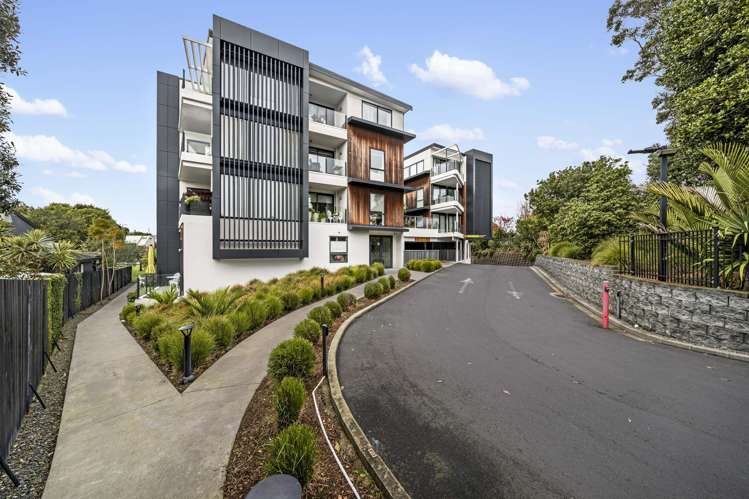 49/8 Thompson Park Road Mount Wellington_18