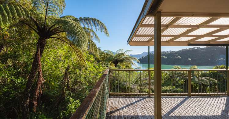 1699 Kenepuru Road Kenepuru Sound_26