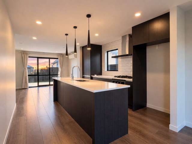 6 Alexander French Close Millwater_2