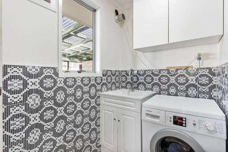 6 Iris Place Clendon Park_22