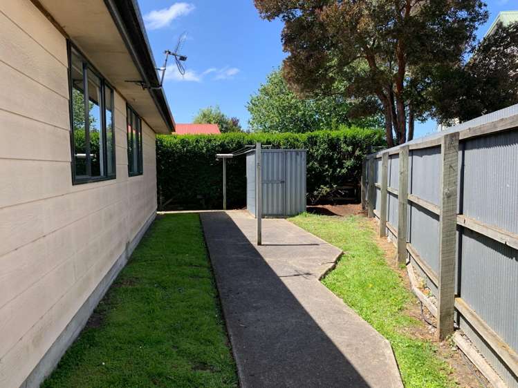 5A Tonga Pl Riccarton_13