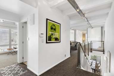 19F Blake Street_4