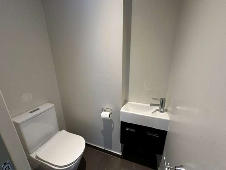 168 Scenic Drive Titirangi_16