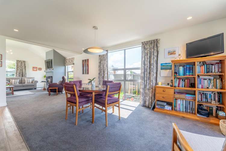 7 Lochern Rise Marchwiel_10