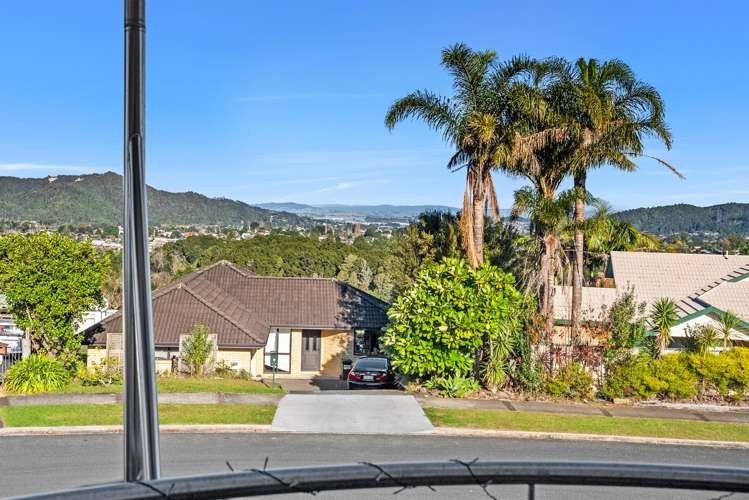 9 Pebble Beach Boulevard Te Kamo_1