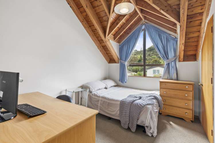 2/98 Horoeka Street Stokes Valley_11