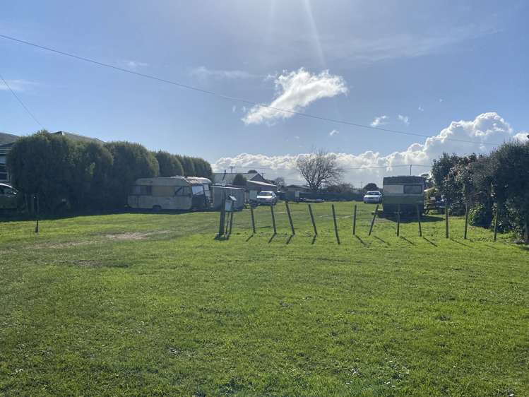 79 Ngatai Street Manaia_3