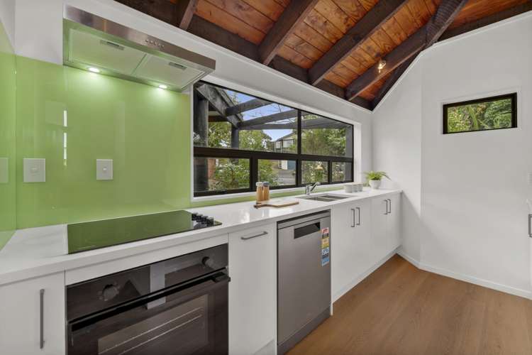 64A Mirrabooka Avenue Botany Downs_5