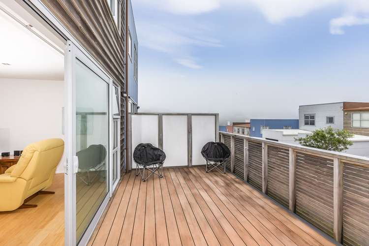 66 Saddleback Grove Karori_6