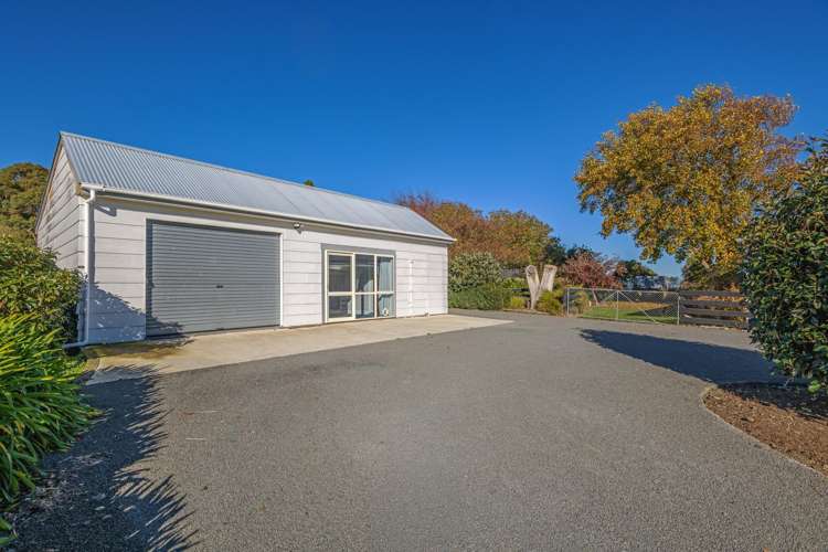 2778 Kimbolton Road Kimbolton_21