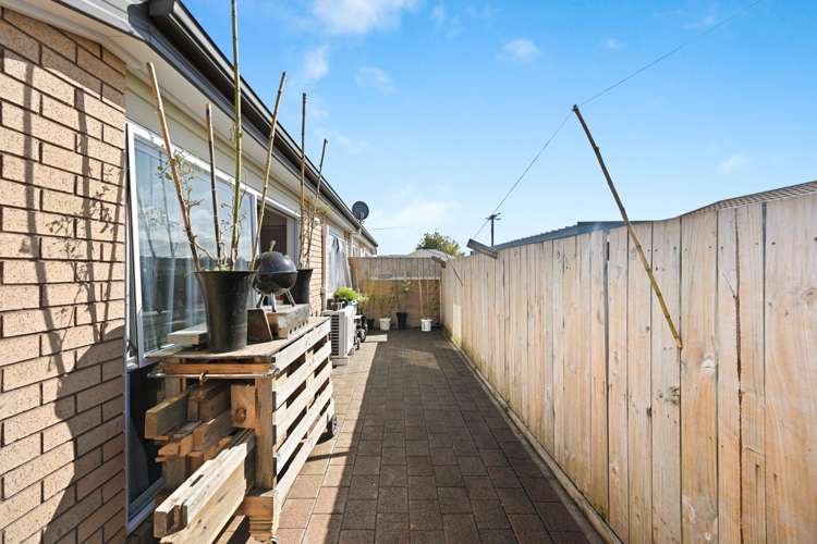 16B Enderley Avenue Enderley_16