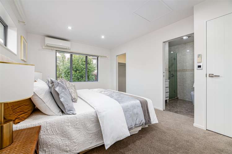 17 Midhurst Avenue Henderson_15