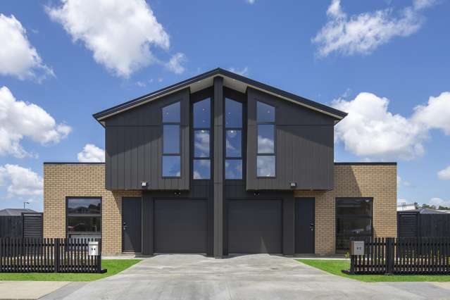 A Warm and Spacious Brand New Family Home