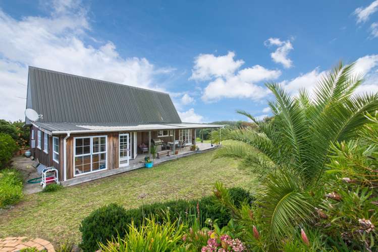 865 Wilson Road South Head_6