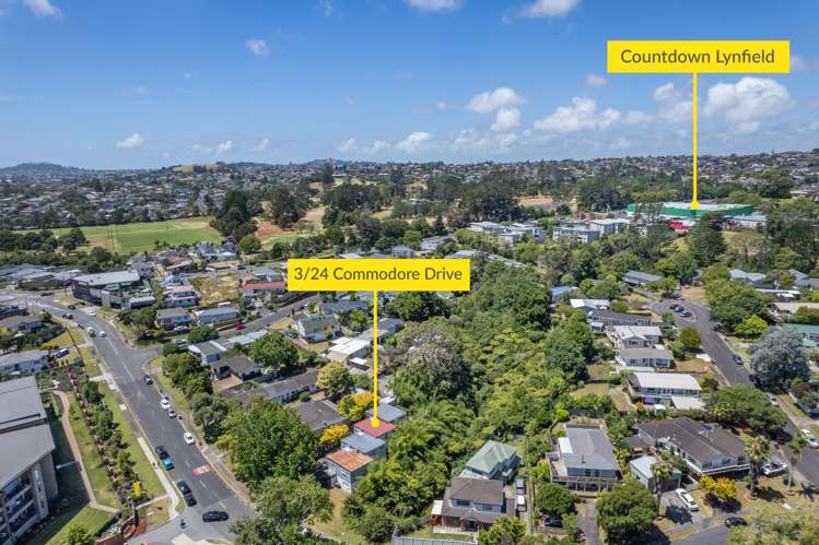 3/24 Commodore Drive Lynfield_17