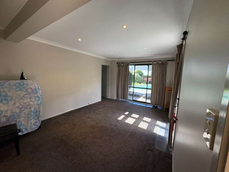 18 Sea Spray Drive Bucklands Beach_16